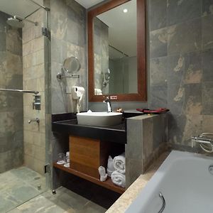 Suite Junior Lớn
